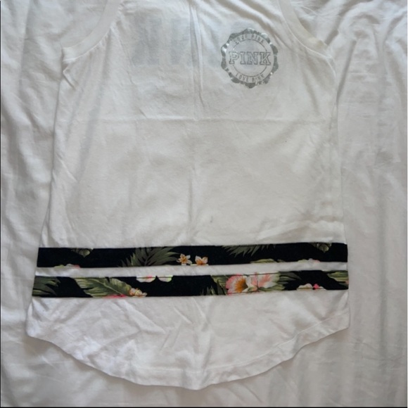 Loose muscle tank from pink with sequins on the back - Picture 2 of 4